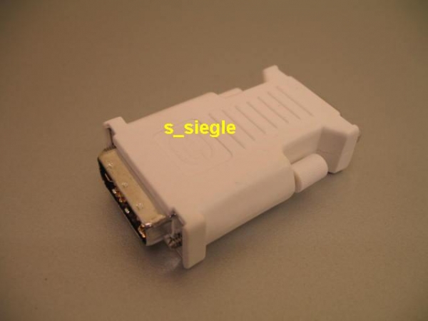 Adapter DVI-A digital auf / to VGA D-Sub analog 15 pol.